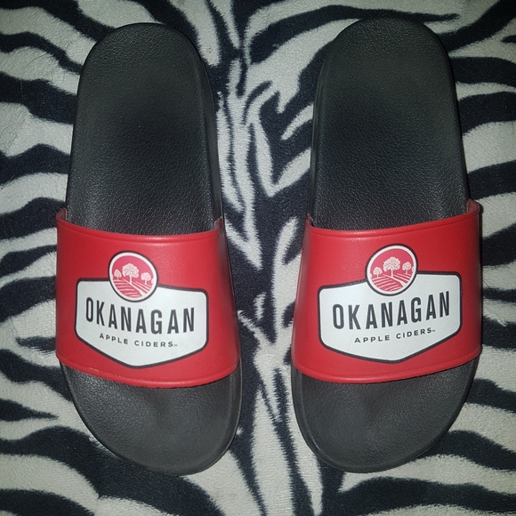 Sandals - Picture 7 of 11